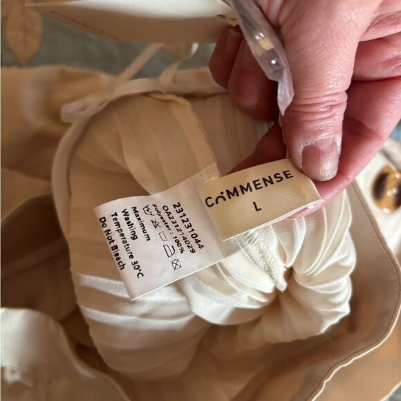 NWT COMMENSE  high-waisted, pleated maxi skirt. SZ large - Picture 8 of 11